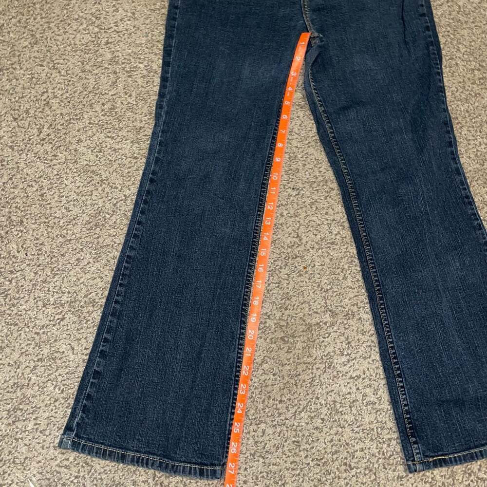 Signature by Levi Strauss & Co. Bootcut Jeans Women's Size 12 Short - Picture 5 of 9